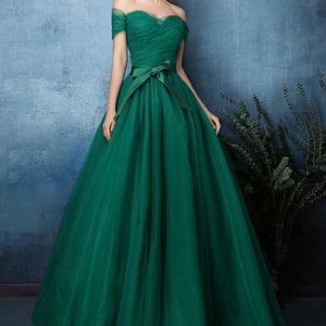 NWT Green Off the Shoulder Ball Gown Prom Dress